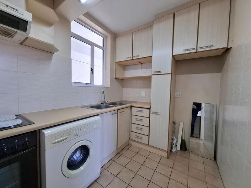 To Let 2 Bedroom Property for Rent in Strand Western Cape